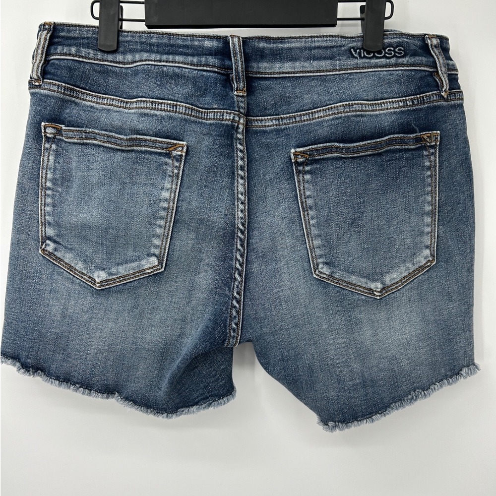 Vigoss Womens Distressed Denim Shorts Blue Raw Hem Mid Rise Size 31 Cutoff - Picture 2 of 7